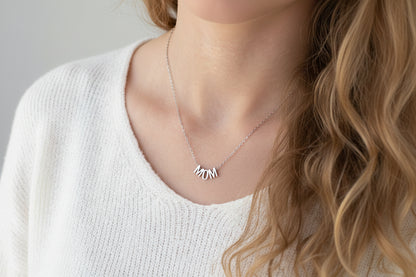 MOM Necklace